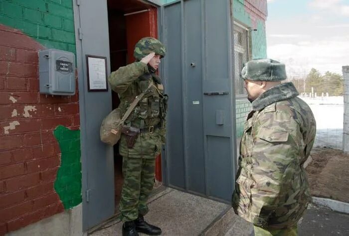 Служба кпп. Контрольно пропускной пункт в армии. дежурный по кпп. наряд по кпп. дежурный по контрольно пропускному пункту.