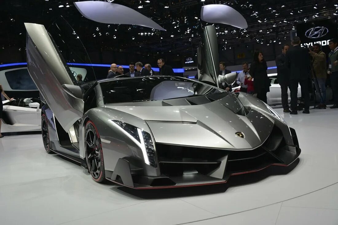 Ламборджини Венено Бугатти. Суперкар Lamborghini Veneno. Ламборгини Венено 2013. Ламборджини Венено 2022.