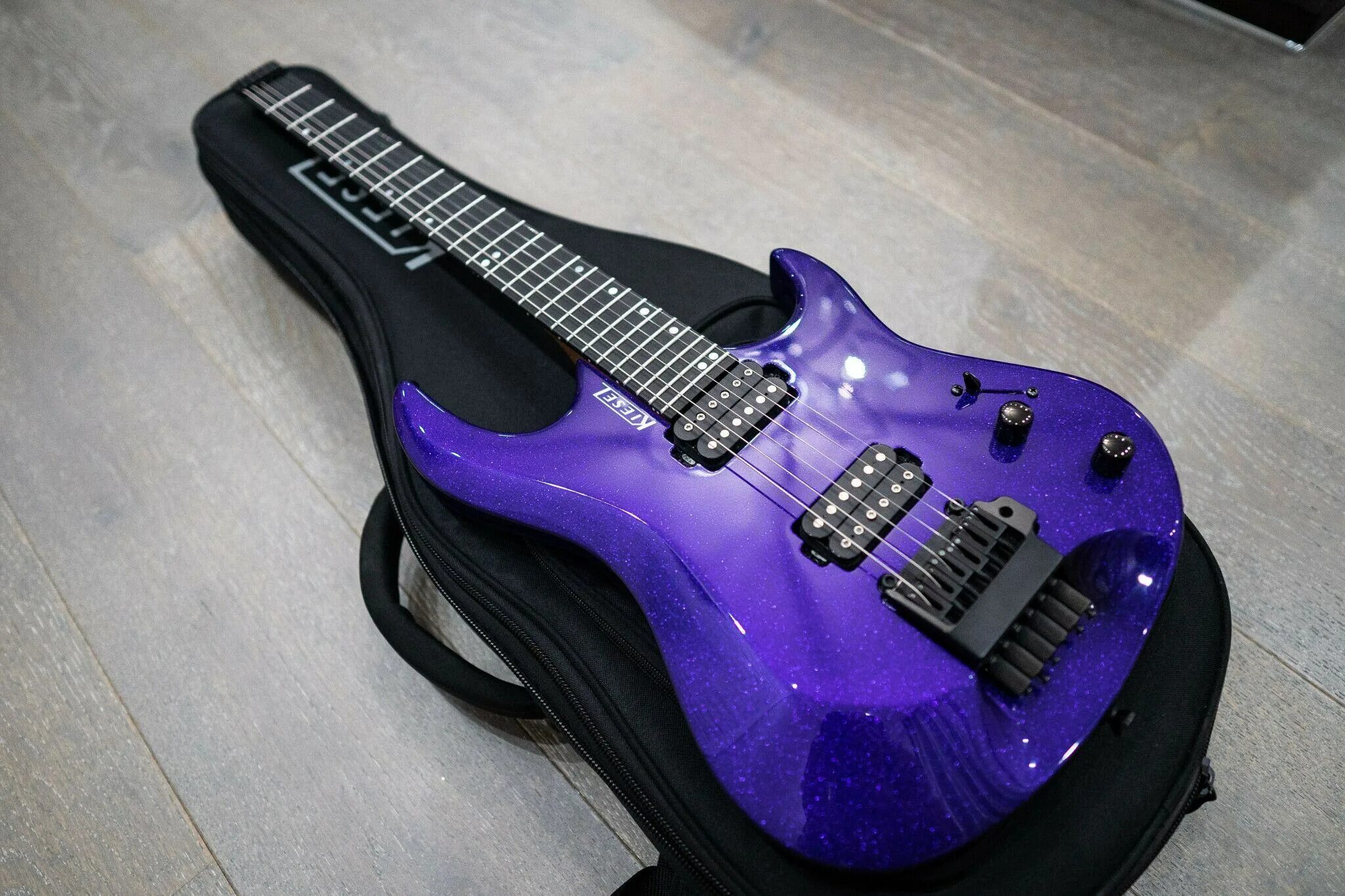 Kiesel Osiris 6. Kiesel Osiris Bass. Гитара за 1000 рублей. Электрогитара за 10 000 рублей. Маша хочет купить гитару за 210 монет