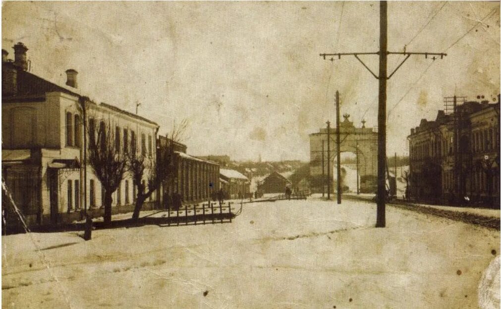Г орел московская. Орловские московские ворота в честь екатерины. московские ворота г. орел. московская улица орел. город орёл, улица московская..