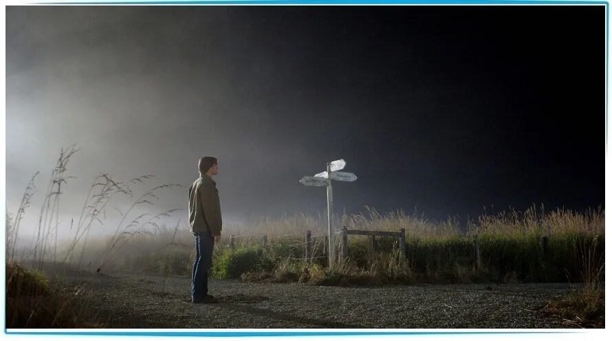 Магический ритуал. Ковен викканская магия. Мистический ритуал. Таинственная дверь. Перекресток для ритуала.