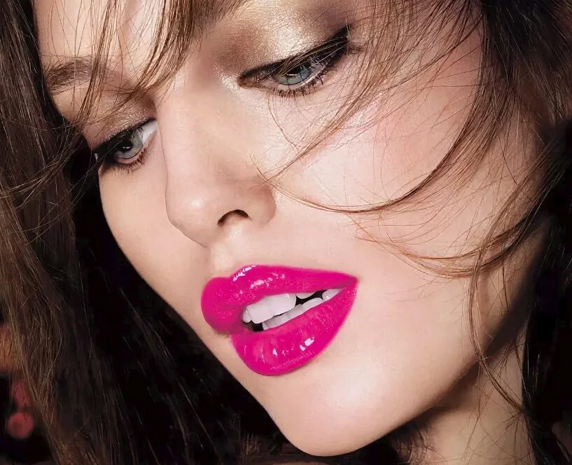 Красивые женские губы. Розовые губы девушки. Розовые губы девушки. Макияж с розовыми губами. Идеальные губы.