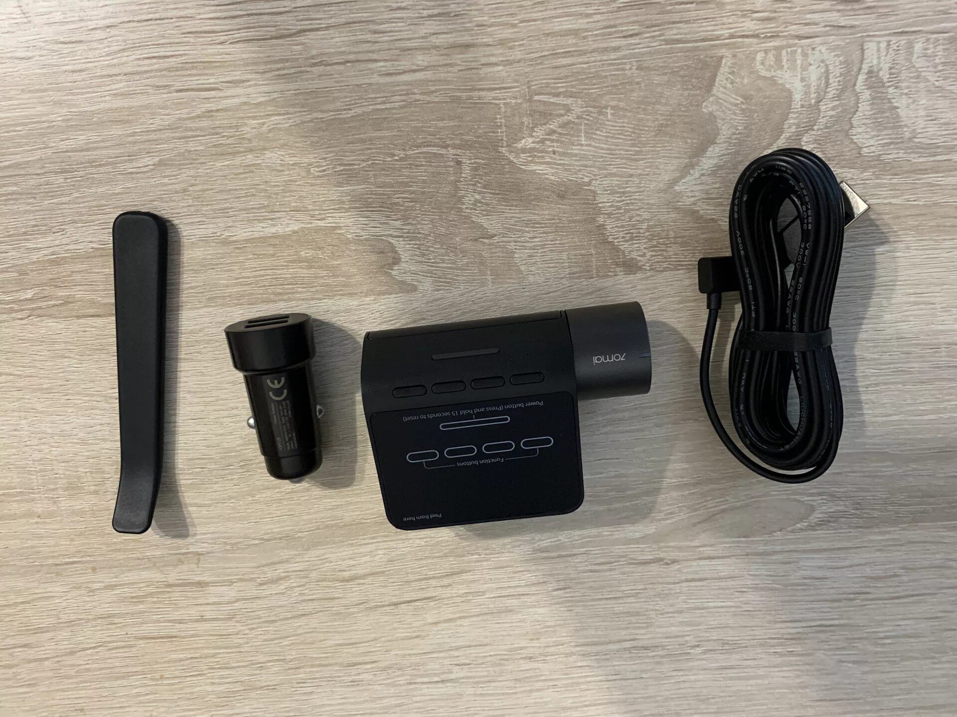 Видеорегистратор cam pro. 70 mai dash cam pro адаптер. крепление для видеорегистратора xiaomi 70 mai dash cam pro. автомобильная зарядка регистратора ми даш кам. 70mai dash cam pro адаптер питания параметры.