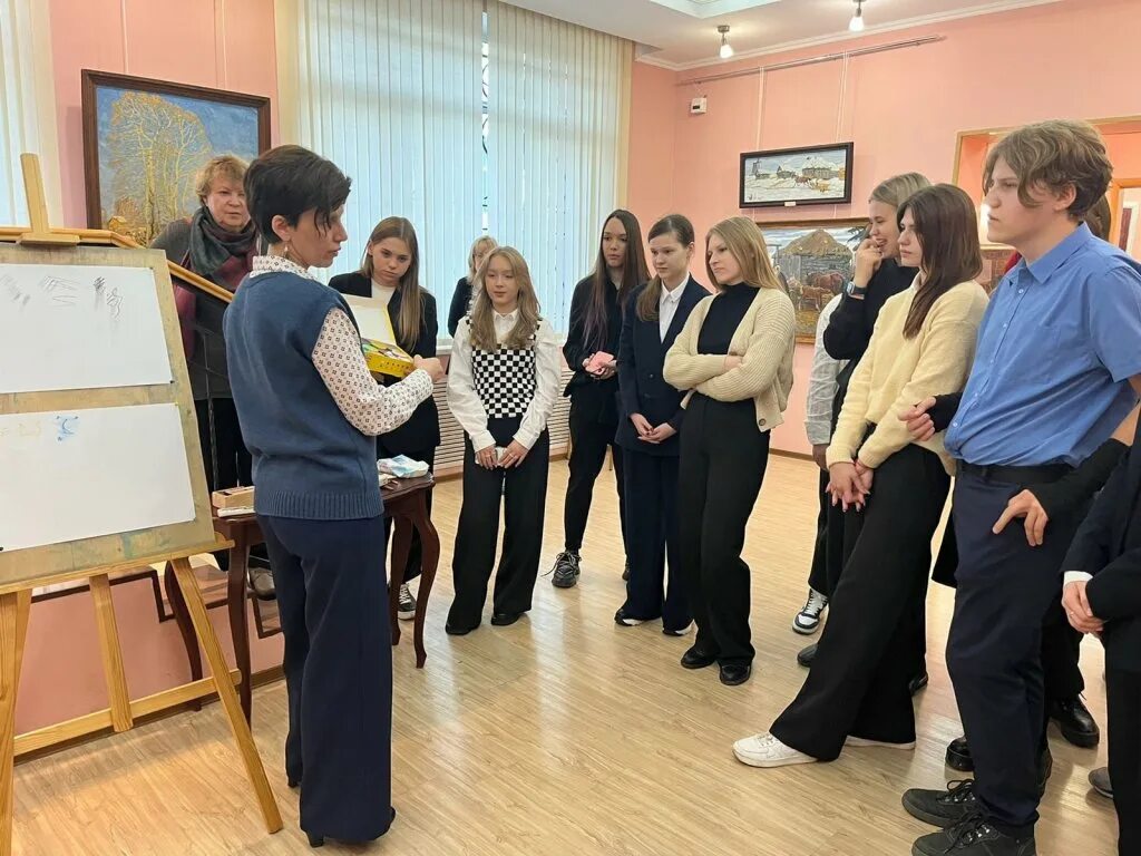 Гимназия 5 новости брянск. Гимназия 2 брянск. Гимназия 1 брянск. Директор гимназии 5 брянск. Брянская гимназия № 5.