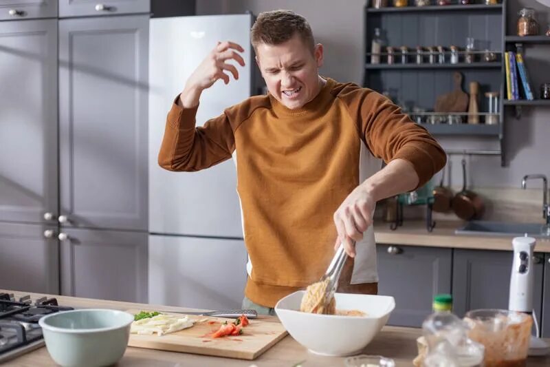 Шеф повар Саша Белькович. Белькович кухня. Просто кухня паста. Белькович лапша