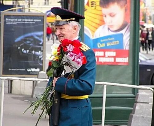 день победы автор и композитор. муслим магомаев фото. джонни магомаев. день победы муслим. муслим магомаев 9 мая.