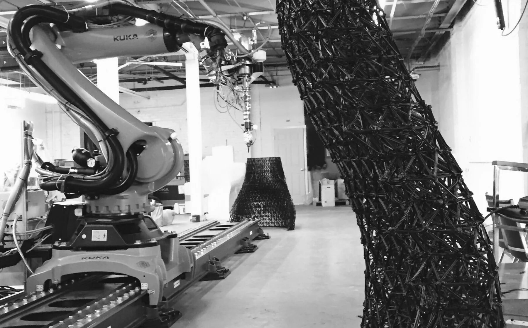 Branch technology. 3 д печать бизнес идеи. 3д печать в архитектуре. Branch technology. 3-d принтер winsun робот.