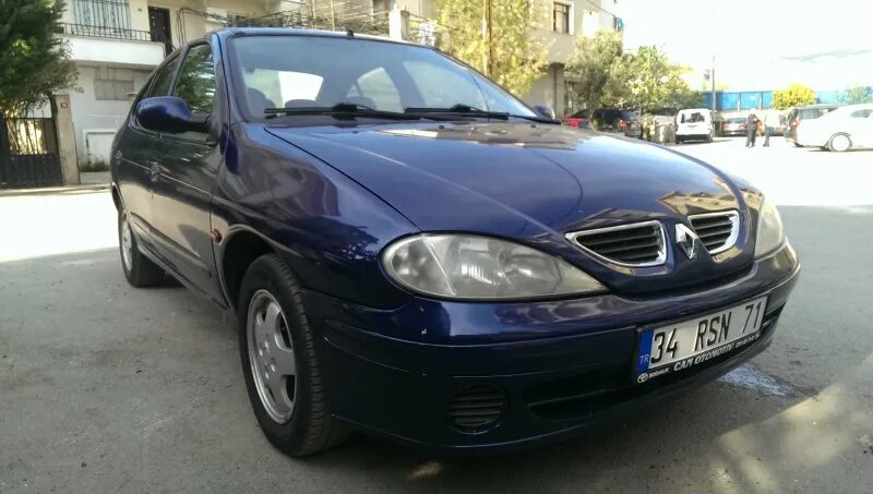 Renault 1998. Renault Megane 1998. Рено Меган 1998. Reno Megane 1998. Рено Меган 2 1998.