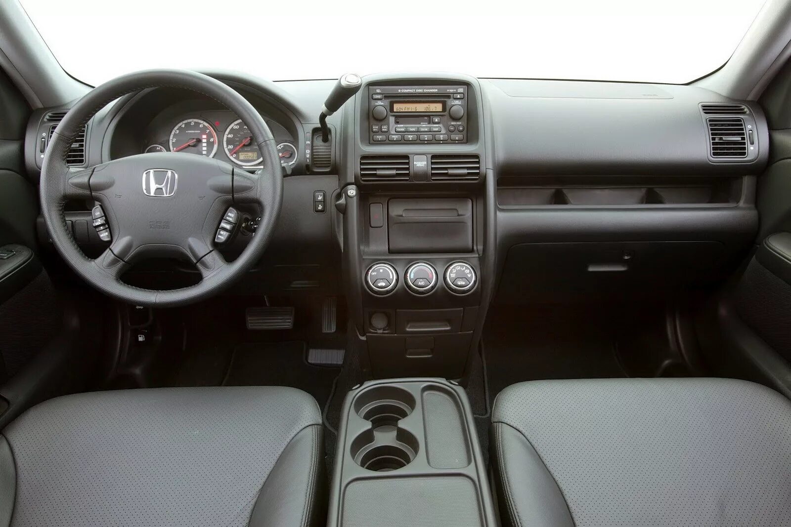 Хонда срв 2 салон. Хонда црв 2 поколение. Хонда срв 2 салон. Honda cr-v 2 салон. Honda crv 2 поколение салон.