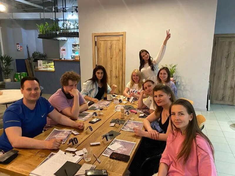 ресторан номер 13 малая бронная. кафе 13 друзей отзывы. коптевская 24 с13 кафе. друзья сериал central park. Zastava в люберцах кафе.