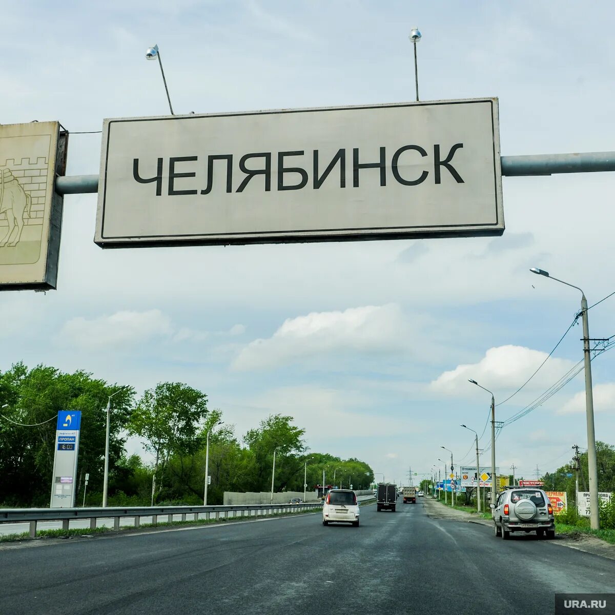 ленинград события 20 века. 5g. кинотеатр знание в ленинграде. Cities motion 2. белый храм и красное здание в уруке.