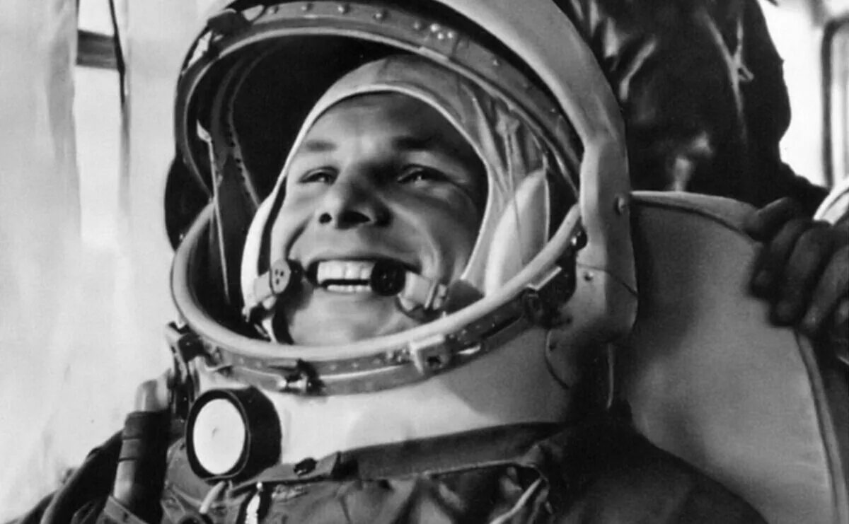Запись первого полета в космос. Гагарин 1961.