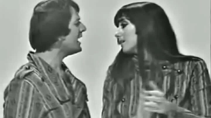 Sonny cher 1966 года little man. Little man Сонни и Шер. Сонни и Шер маленький мужчина. Sonny & cher - little man 1966 ну погоди. Шер литл мен слушать