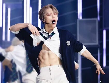 SeongHwa abs Hot abs, Kpop guys, Park seong-hwa