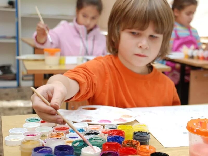 кружки для детей творчество. занятия в кружках. творческий кружок в детском саду. кружок для детей. детский кружок творчества.