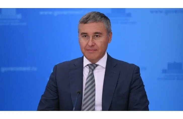 Экс-ректор ТюмГУ Фальков взял выходной в работе над поправками в Конституцию - U