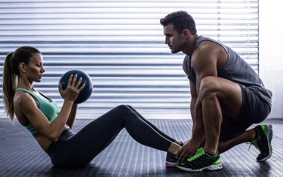 Fit pairs. Спортивные пары. Спортивные люди. Джин миллер степ аэробика. Групповые занятия аэробика.