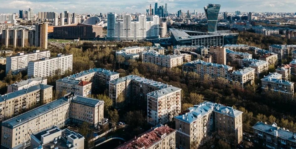 Известный район. Недвижимость в Москве вторичное. ЕГСН Москва фото. Typical Russian City. Russia small City.