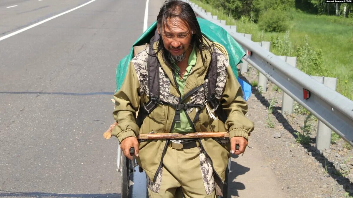 Шамане александре габышеве. Якут шаман Габышев. Шаман Габышев против Путина.