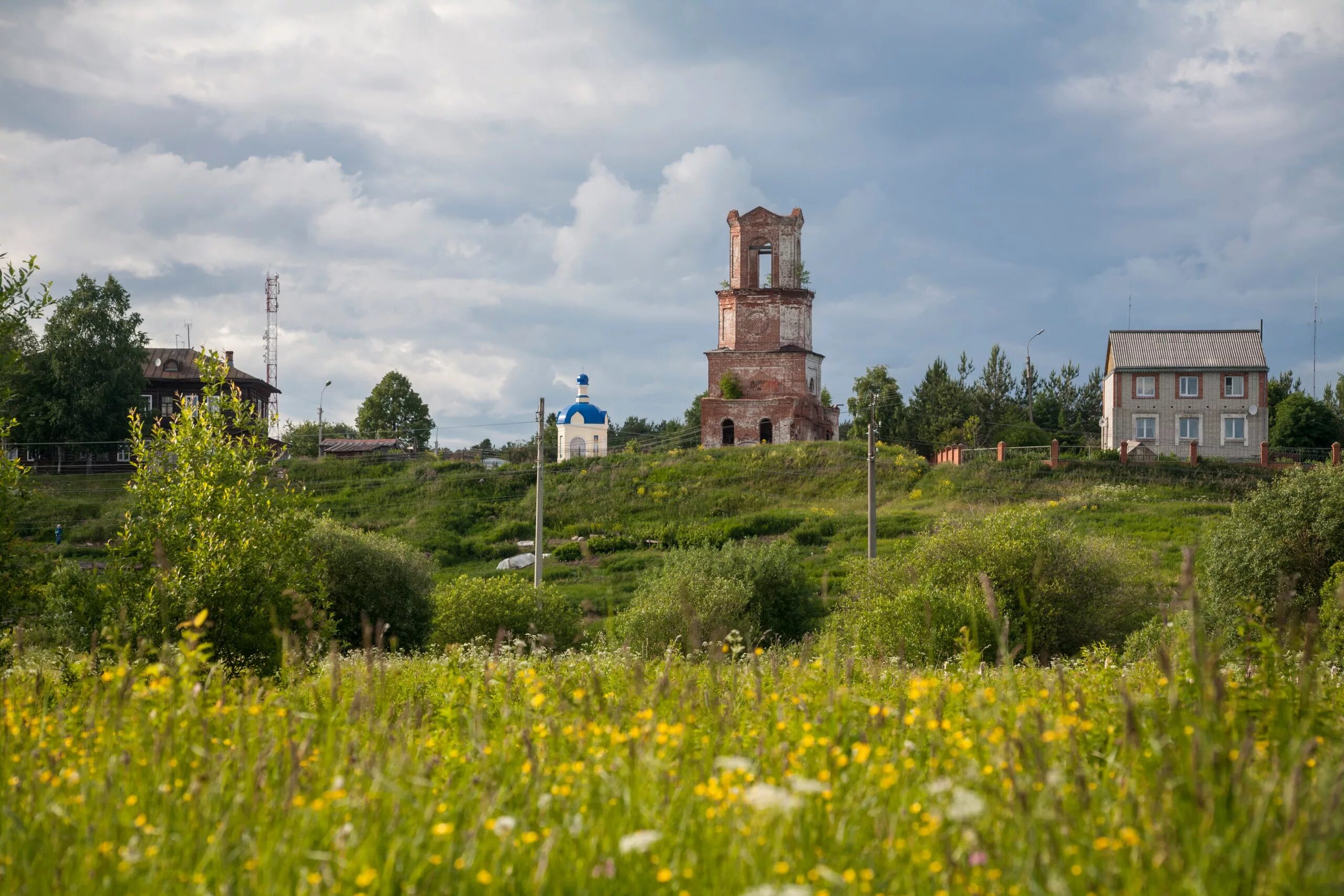 Красная гора Брянская область. Красные горы Ивановская область. Красная гора (Красногорский район). Красная гора Смоленск.