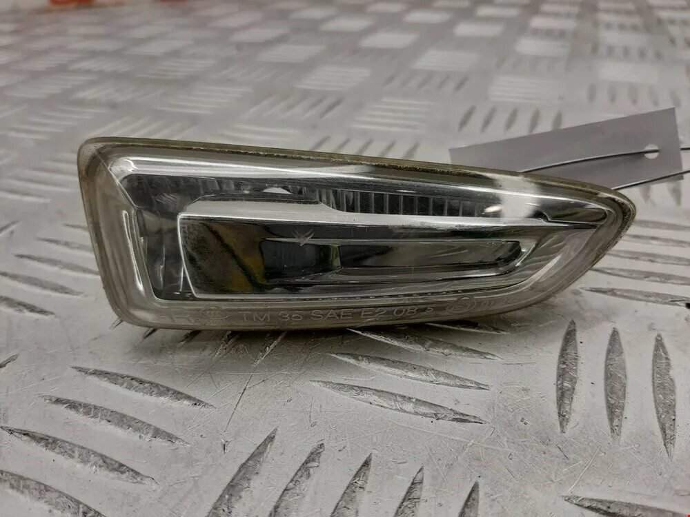 Поворотник opel astra j. Повторитель поворота опель астра j. повторитель поворотника opel astra j. повторитель поворотника опель вектра ц. gm 13273104.