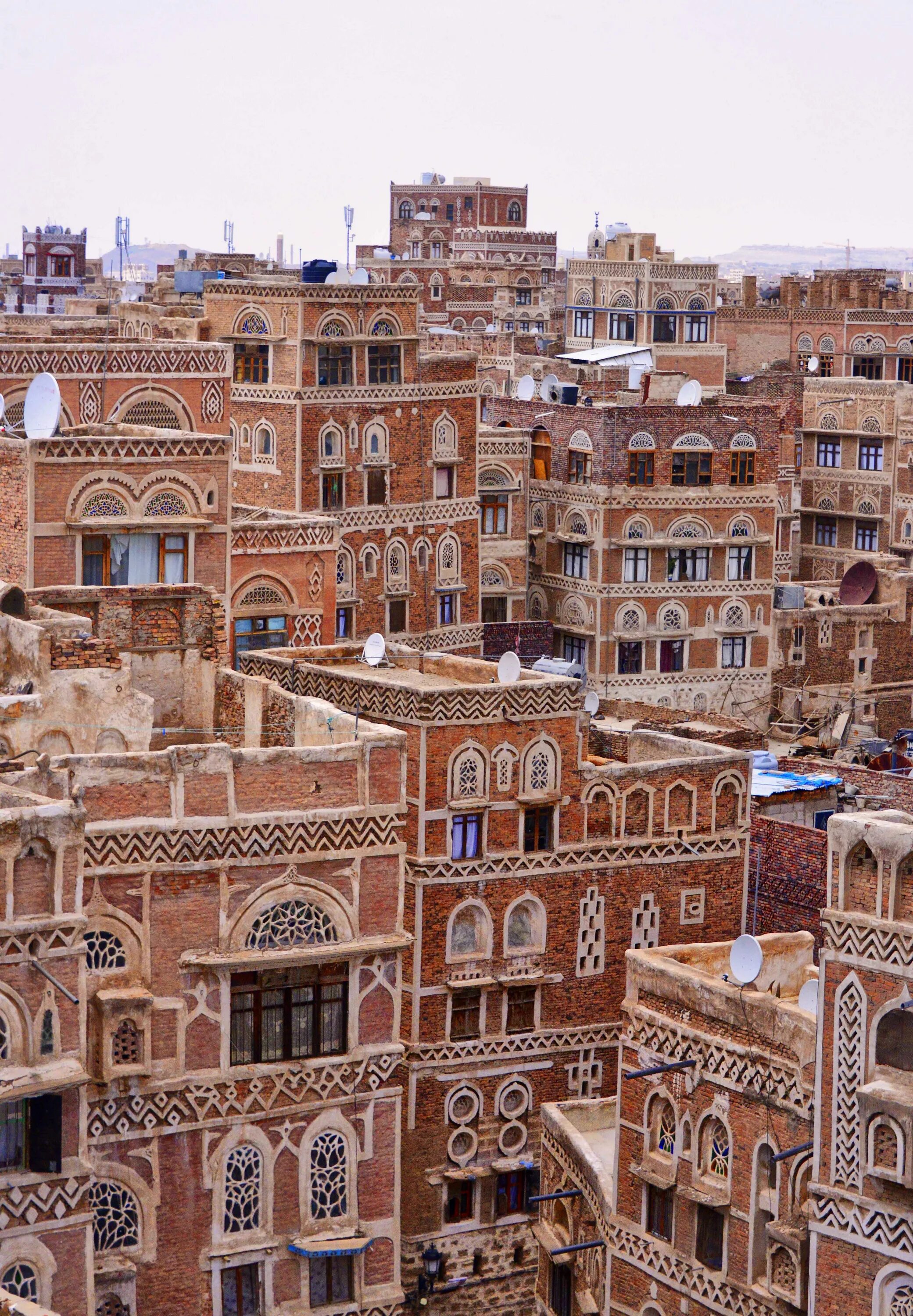 Город сана страна. Сана Йемен. Сана столица Йемена. Сана Йемен старый город. Фиакия Йемен.