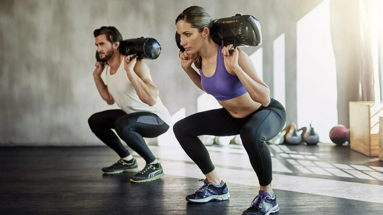 Training few. Training few. Трх петли тренировки. Тренировка hiit (high intensity interval training). Силовая тренировка в зале.