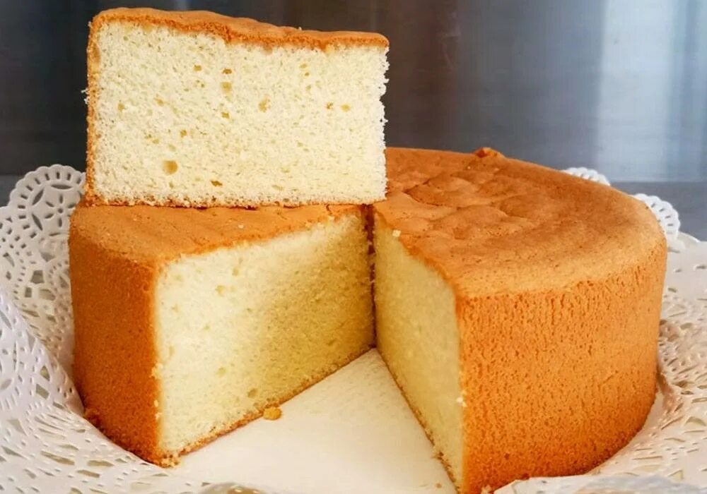 Рецепт теста для тортов в духовке. Бисквит. Бисквит классический. Пышный бисквит. Бисквитное тесто для торта.