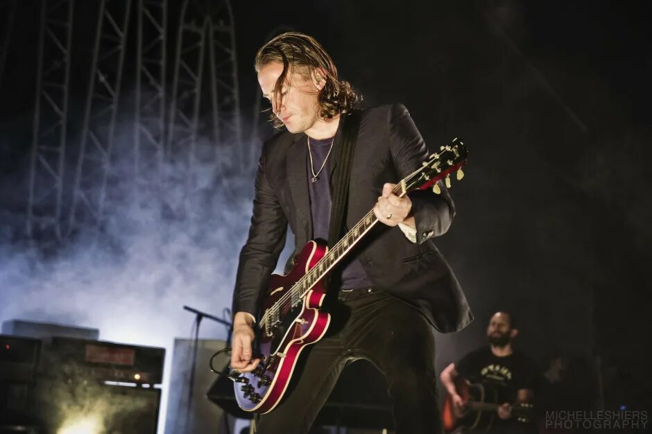 Арктик манкис джейми. Jamie cook arctic monkeys. Джейми кук арктик. Алекс тернер 2022. Jamie cook.