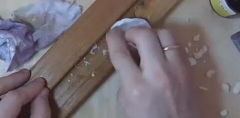 Как убрать монтажную пену с линолеума