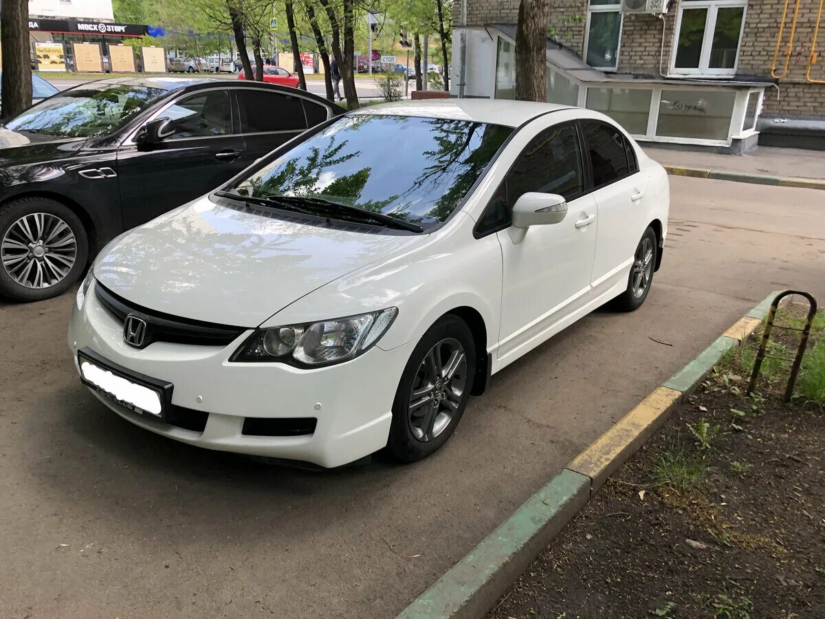 Honda Civic 2008 белый. Хонда Цивик 2008 белый. Хонда Цивик 2008 белый седан. Хонда Цивик 2008 седан.