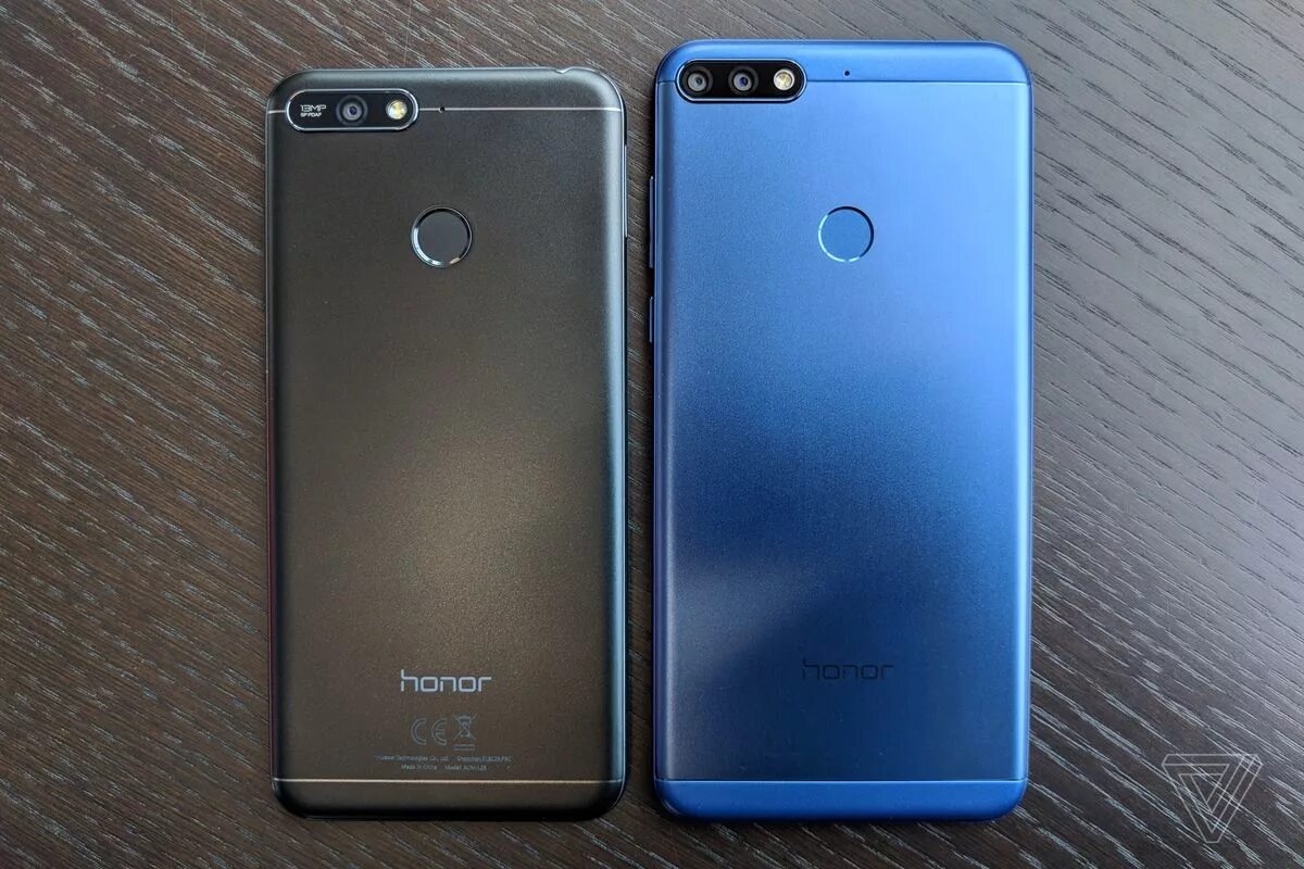 Чем отличается honor. Смартфон Huawei Honor 7a. Honor 7a Pro. Смартфон Хуавей хонор 7. Смартфон Honor 7a Pro.