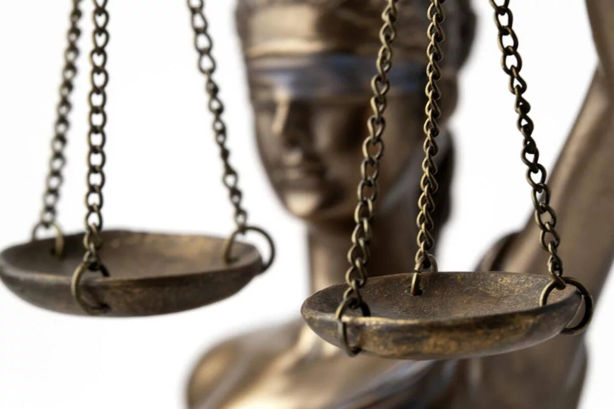 Верховенство справедливости. Правосудия и верховенства права. справедливость к работникам. политические весы. верховенство закона картинки.