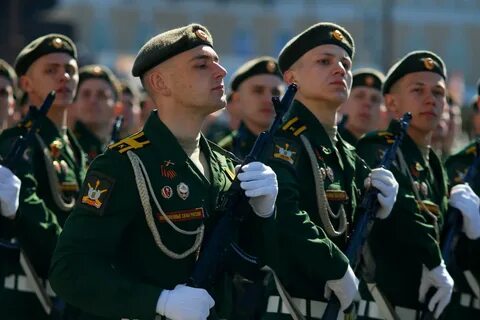 Быть военным престижно