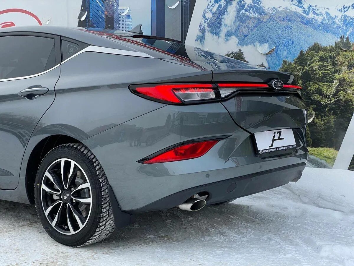Jac j7 бампер. Jac j7 luxury1.5t cvt. jac j7 2025. jac j7 1.5 cvt, 2025. jac j7 luxury 1.5 cvt.