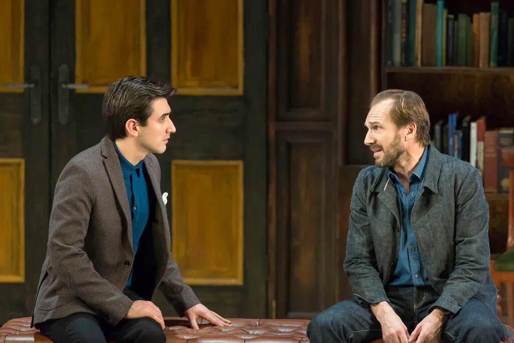 человек и сверхчеловек 2015. охота на сверхчеловека. человек из стали постер. генетика человека. сверхчеловек фэнтези.