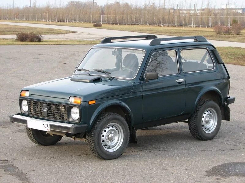 Автомобиль нива 21213. Нива ваз-21213 -21214. рейлинги на ниву 2121.