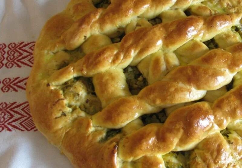 Рецепт пирога с капустой из дрожжевого теста. Пирог с капустой. пироги из дрожжевого теста. пироги с капустой из дрожжевого. сдобный пирог с капустой.