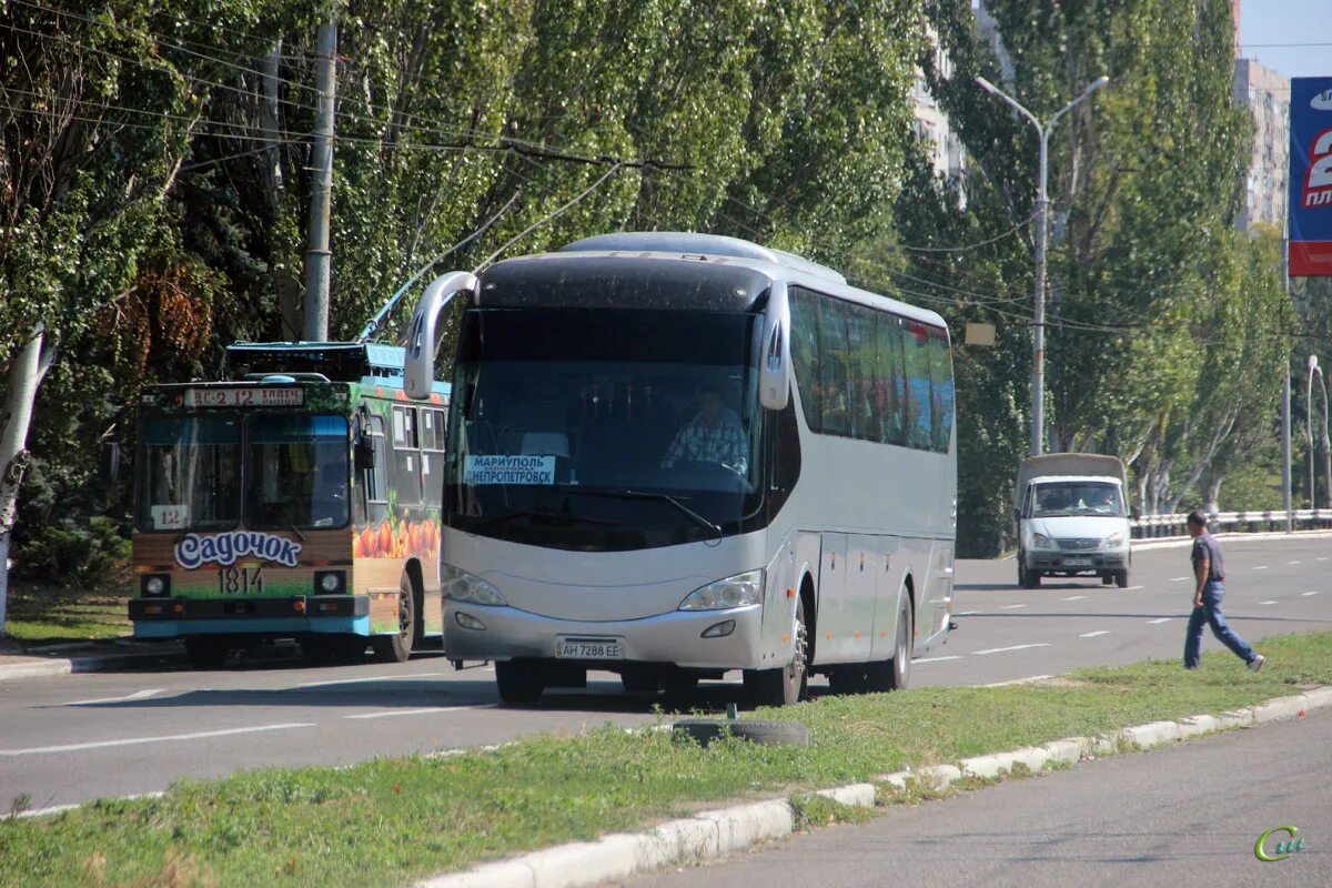 Ча 092. Мариуполь автобус 2. Мариуполь автобус 2. Автобус мариуполь кривой рог. Мариуполь автобусы.