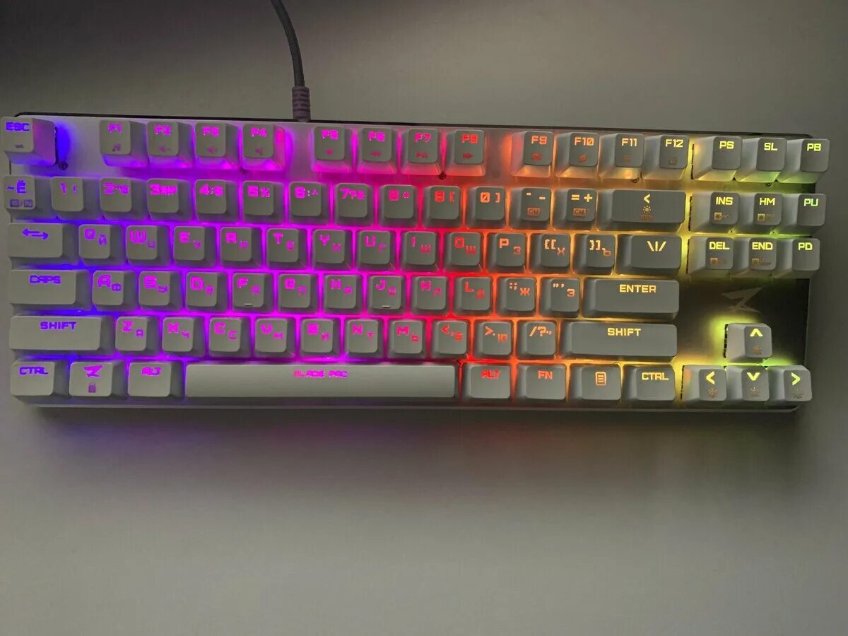 Клавиатура зет гейминг блейд про. Zte blade pro клавиатура. zet fury pro клавиатура. zet gaming white клавиатура.