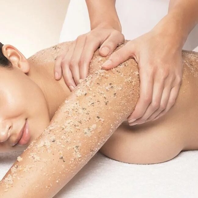 Обертывание для тела. Обертывание. Обертывания для подтяжки кожи после похудения. Обертывания антицеллюлитные. Косметика с ламинарией.