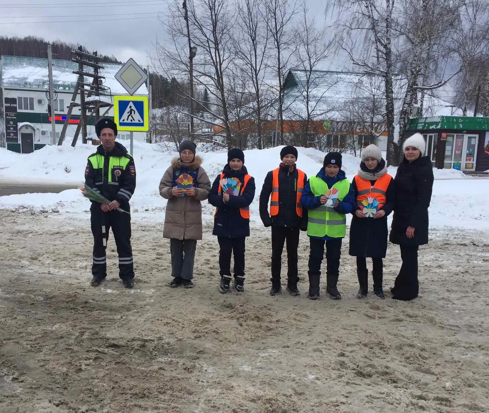 Подслушано уинское в контакте уинская оппозиция. Уинская школа. Администрация Уинского округа. Уинское зимой.