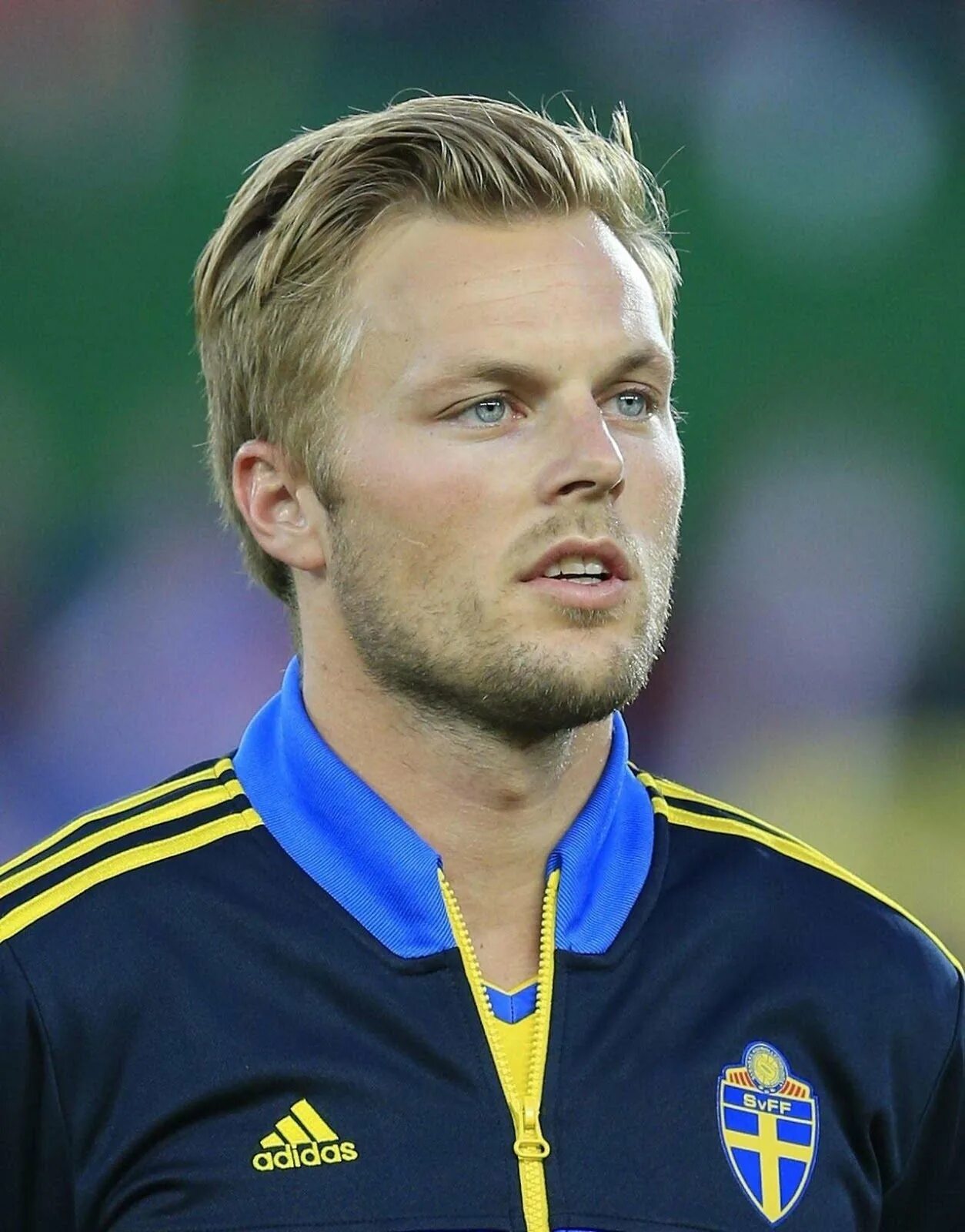 Кристоффер олссон. Футболисты швеции. Олссон в сборной швеции. Златан ибрагимович в сборной швеции. Сборная швеции капитан.