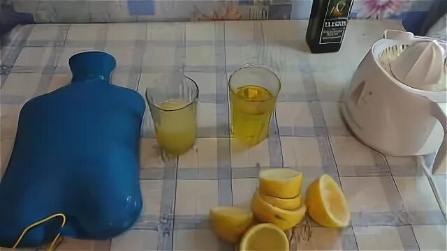 Оливковое масло и лимонный сок. Сок для очищения желчного пузыря. Лимонный сок при камнях в почках. Лимонный сок от камней в почках.