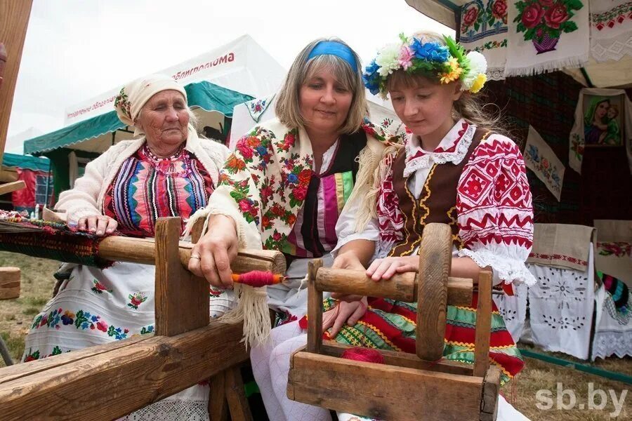 Особенности белорусского народа. Белорусы народность. Беларусь люди. Белорусы народ. Беларуский менталитет.