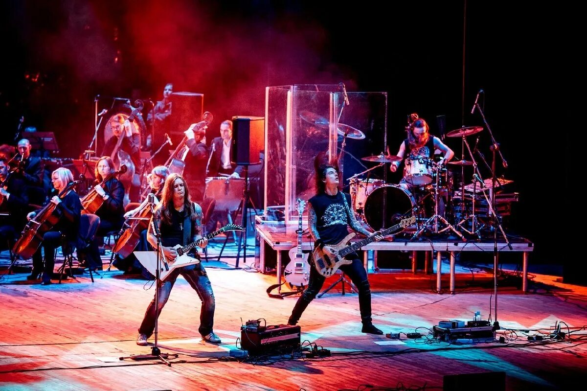 Металлика шоу с симфоническим. Metallica show s&amp;m tribute с симфоническим оркестром. концерт металлика с симфоническим оркестром. металлика трибьют. группа металлика с симфоническим оркестром что это такое.