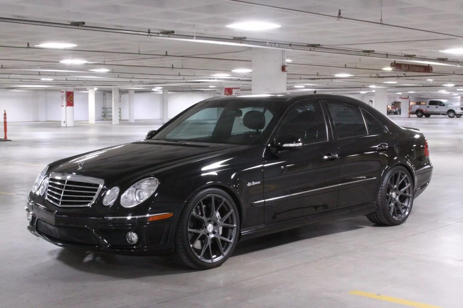 Е 211 купить. Мерседес w211 AMG. Мерседес w211 AMG 63. Mercedes e63 AMG w211. Мерседес 211 63 AMG.