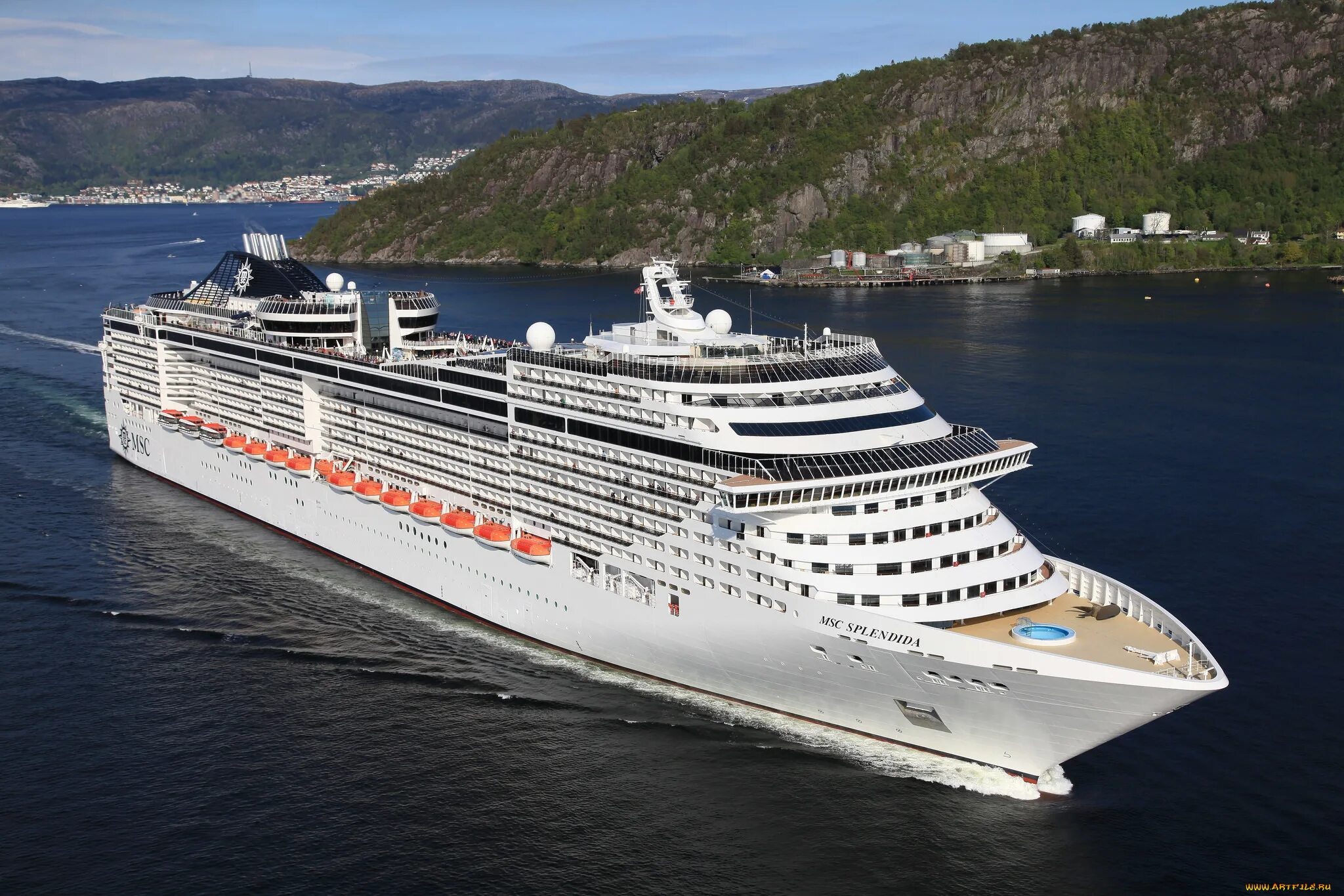 Круизный лайнер splendida. Мск сплендида лайнер. Msc splendida казино. Мсч сплендида лайнер. Msc splendida.