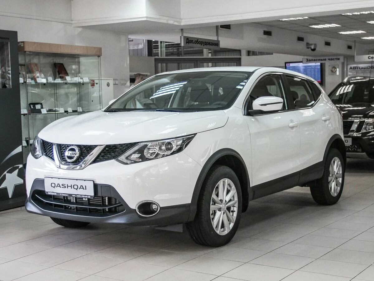 Ниссан кашкай купить московской области. Nissan Qashqai 2018 белый. Nissan Qashqai II 2018. Nissan Qashqai 15 года. Ниссан Кашкай белый новый.