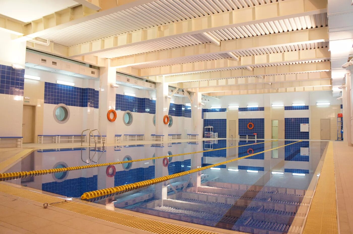 мидис колледж челябинск бассейн. школа челябинска улица ворошилова. школа 007. частная школа 7 ключей челябинск. 7 ключей школа мидис.